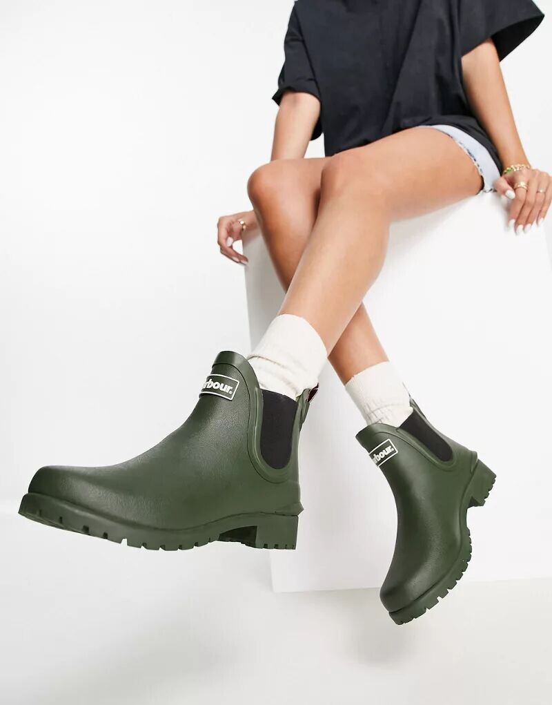 

Оливковые резиновые сапоги Barbour Wilton Chelsea