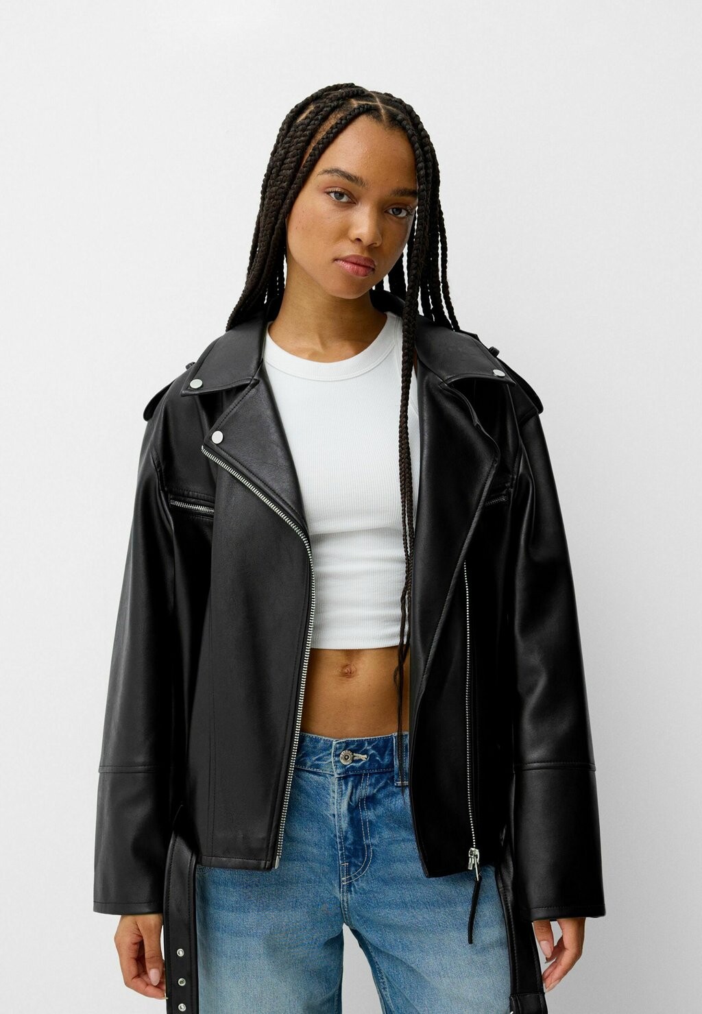 

Куртка из искусственной кожи Bershka, черный