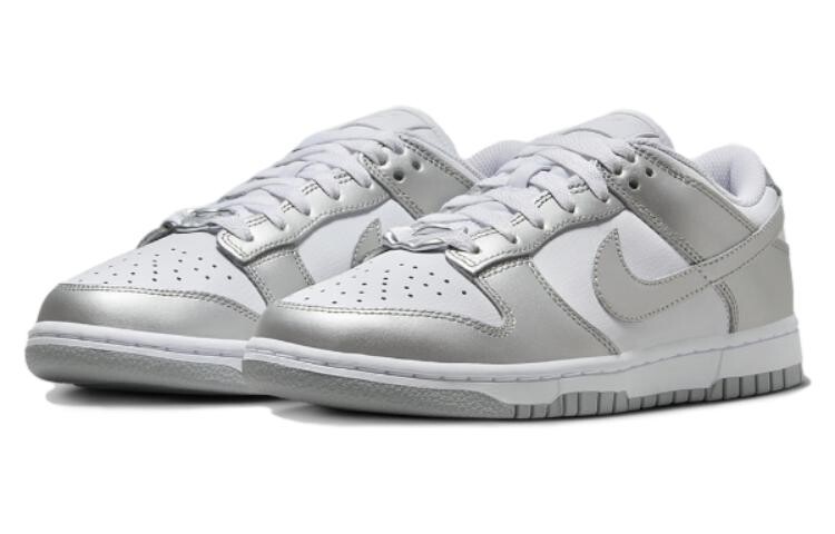 Кроссовки Nike Dunk Low Metallic Silver Women's, серый/белый — фото 3
