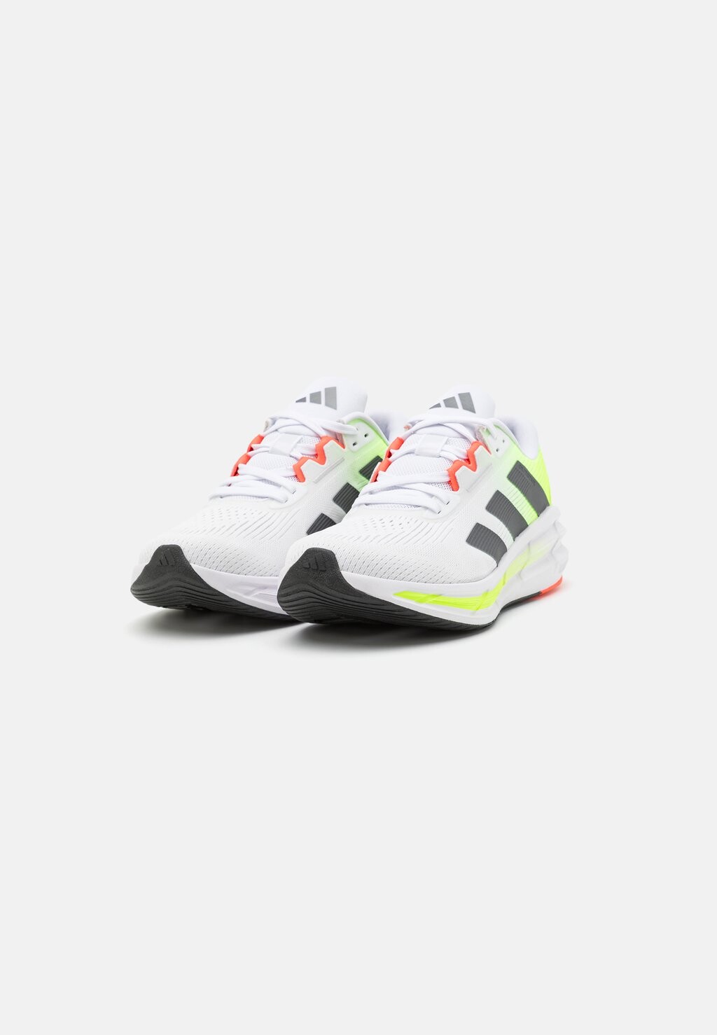 

Кроссовки QUESTAR 3 adidas, белый