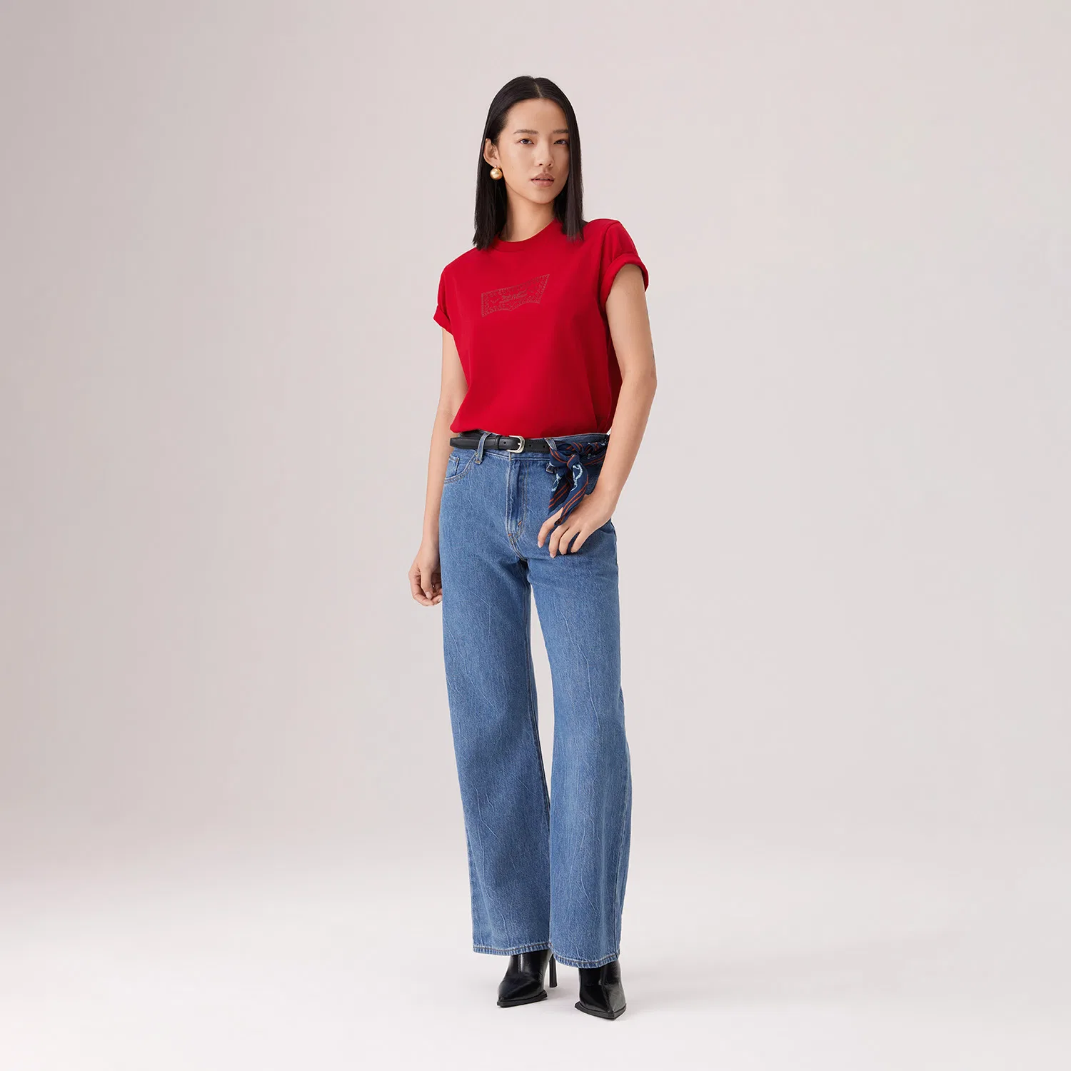 Джинсы женские medium blue moderate flared Levis — фото 4