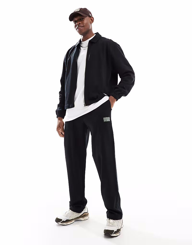 

Спортивные брюки прямого кроя черного цвета Asos Design