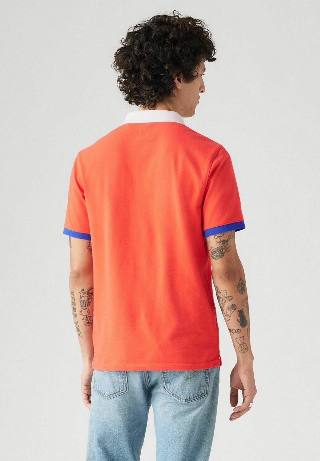 

Поло Levi's, тенистая полянка Housemark Quarter Tipping Lemo