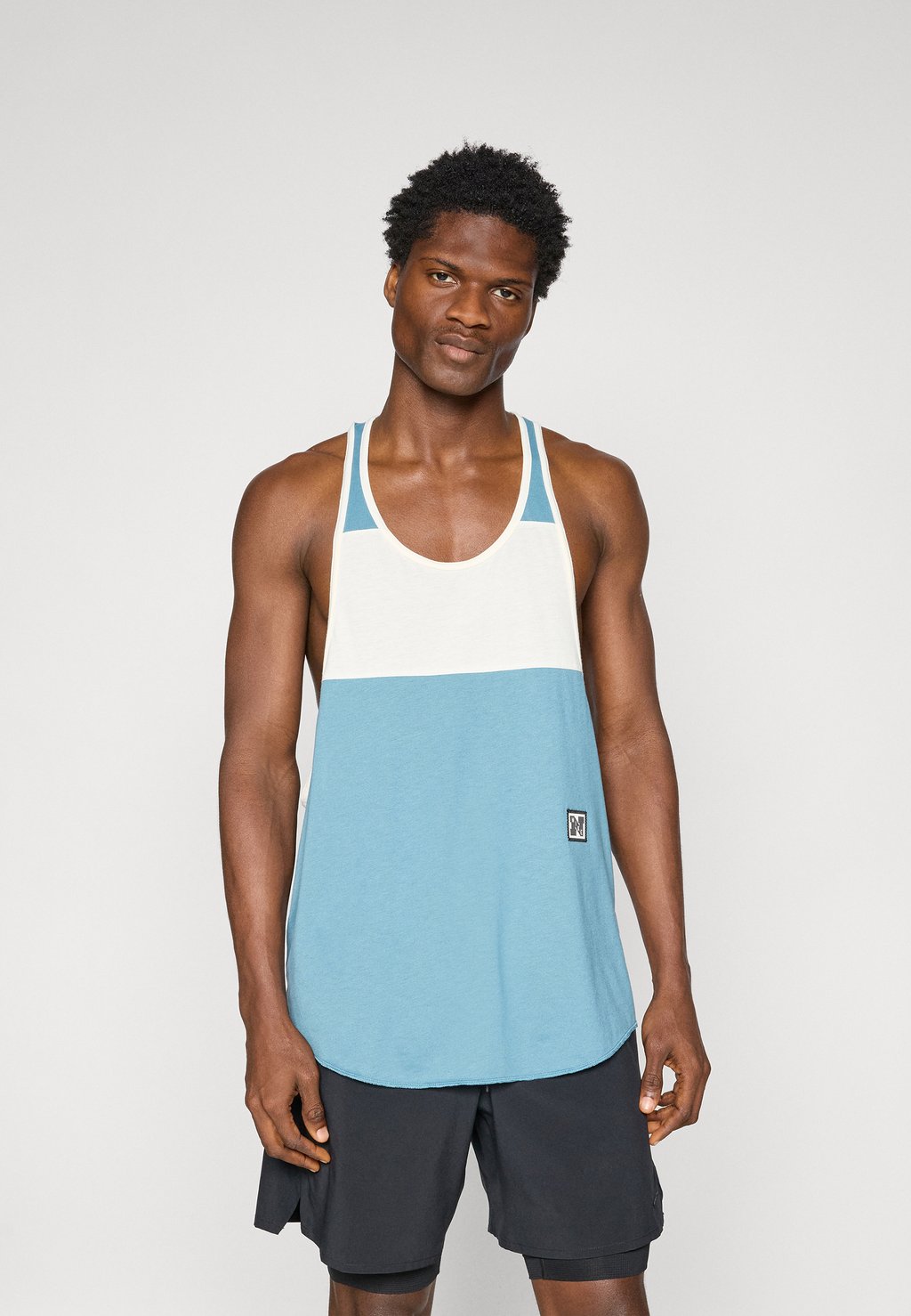 

Майка TANK HERITAGE Nike Performance, синий