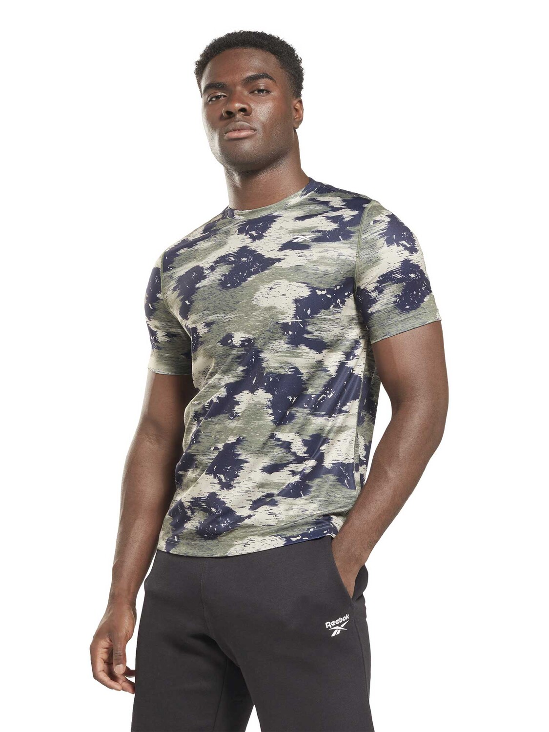 

Футболка Reebok Training Camo, зеленый