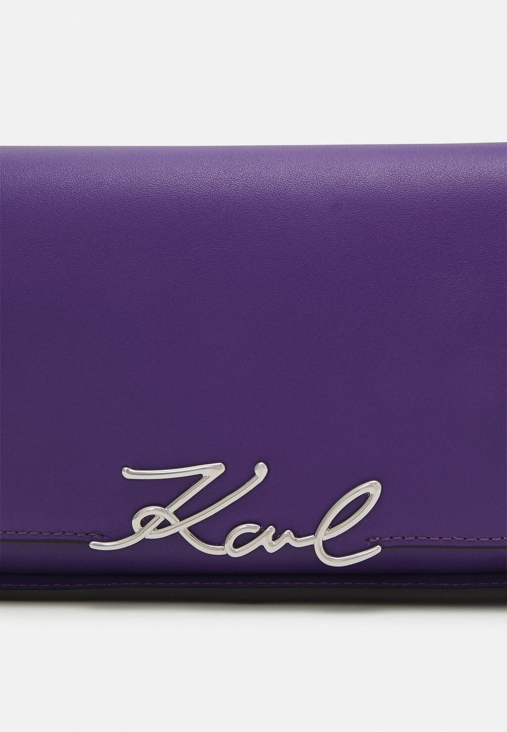 

Сумочка SIGNATURE KARL LAGERFELD, фиолетовый