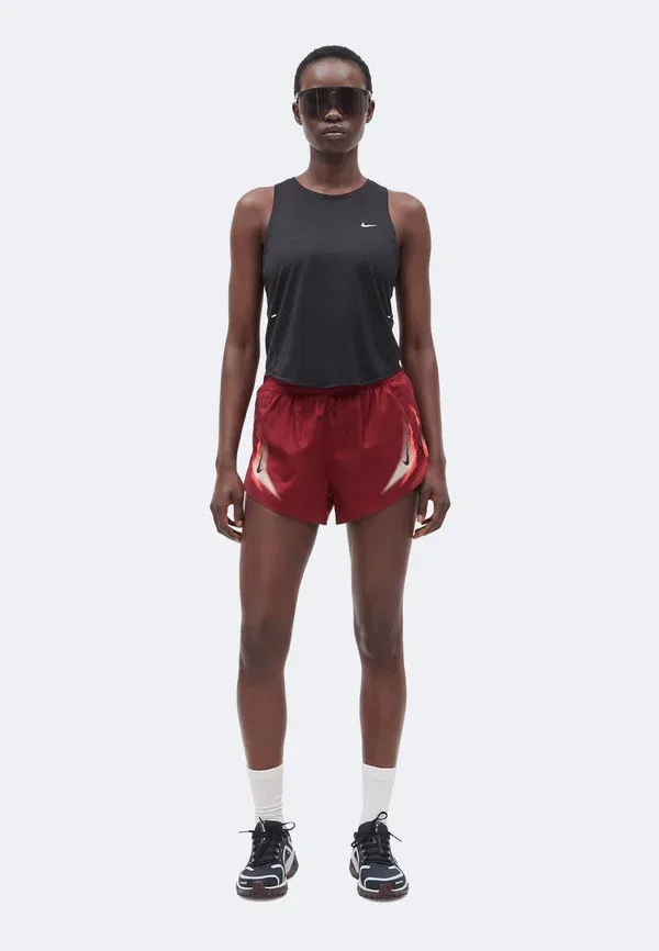 Шорты спортивные короткие Nike Performance, командно-красный/черный — фото 2