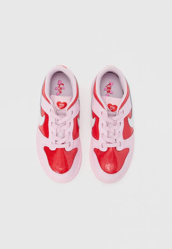 Унисекс кроссовки dunk low Nike Sportswear, Pink Foam/Summit White/Light Crimson — фото 4