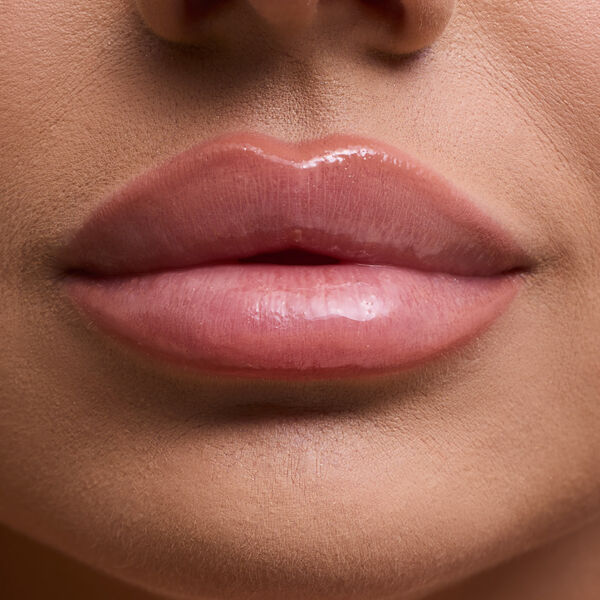 Блеск для губ 112 ледяной, 5,5 мл Dessi Cosmetics Creamy cover lip tint, цвет 112 icy — фото 2