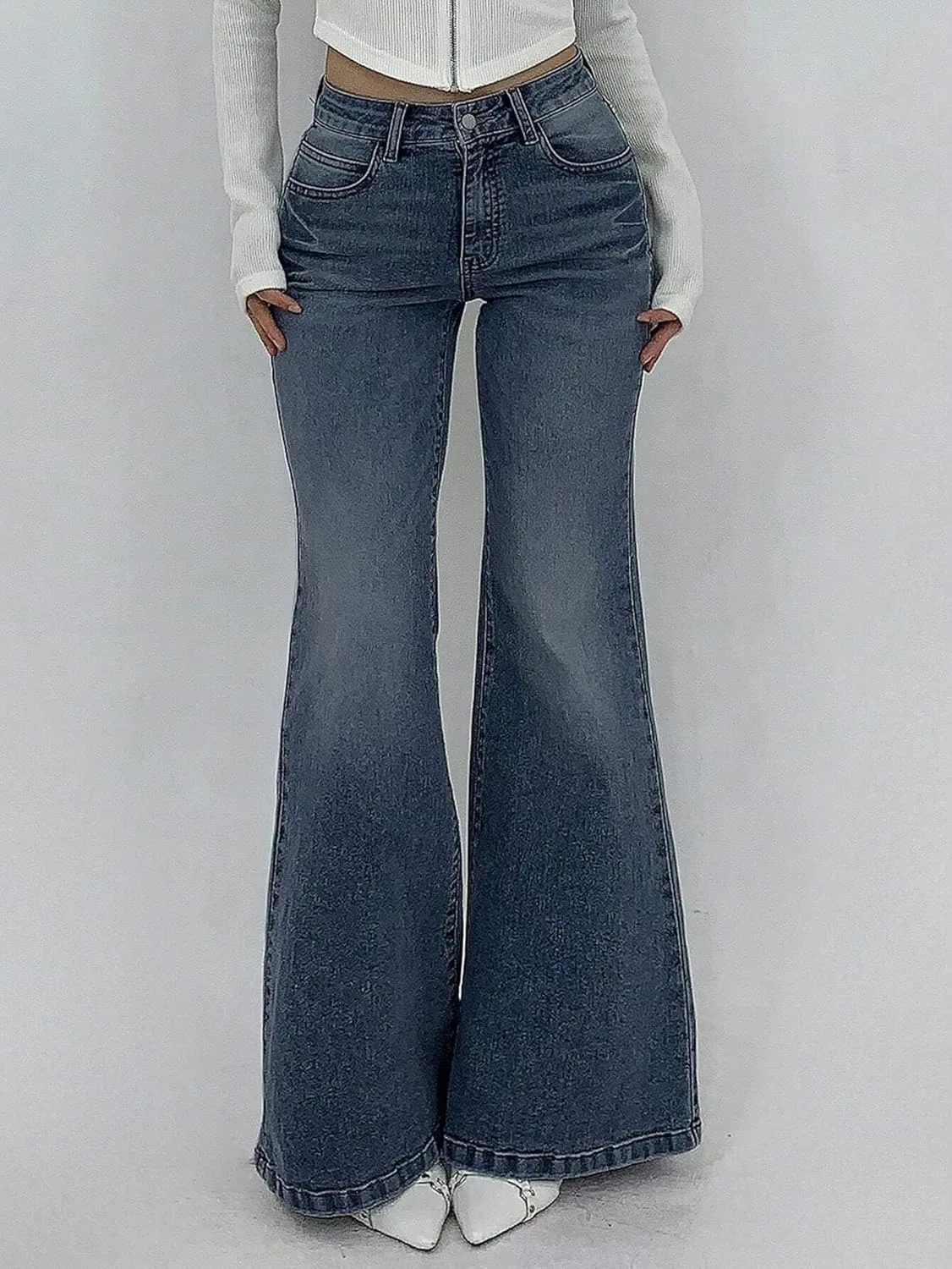 Джинсы расклешенные Womens Retro Flared Jeans, Medium Wash — фото 3