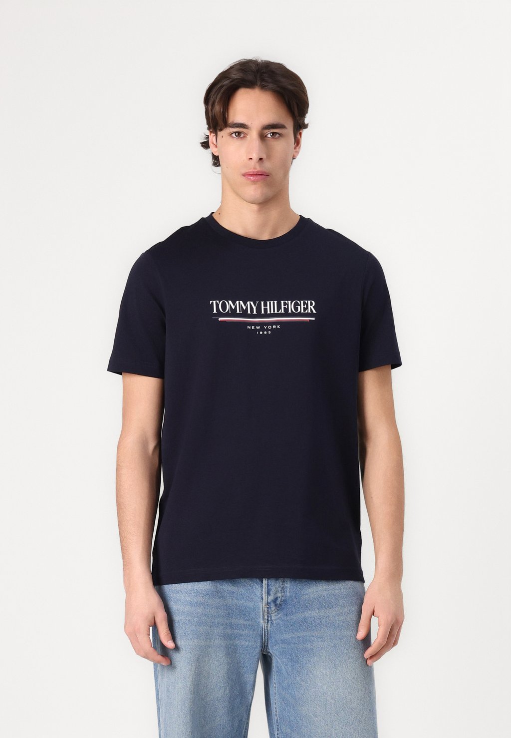 

Футболка с принтом BRAND LOVE TEE Tommy Hilfiger, темно-синий