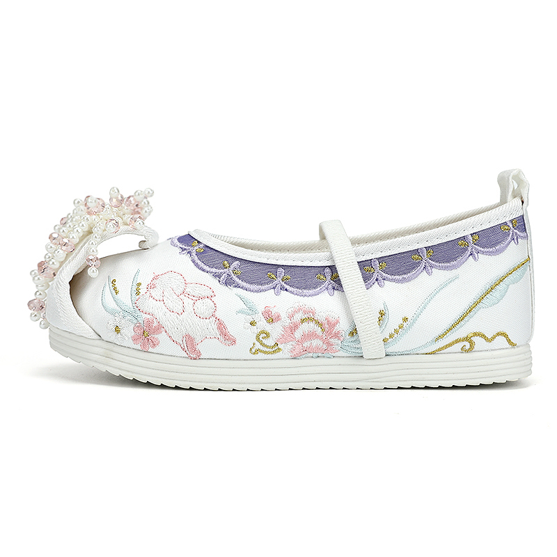 

Износостойкие, нескользящие, низкие детские кроссовки для повседневной носки. Для детей от 3 до 7 лет. Bull Thunder, белый