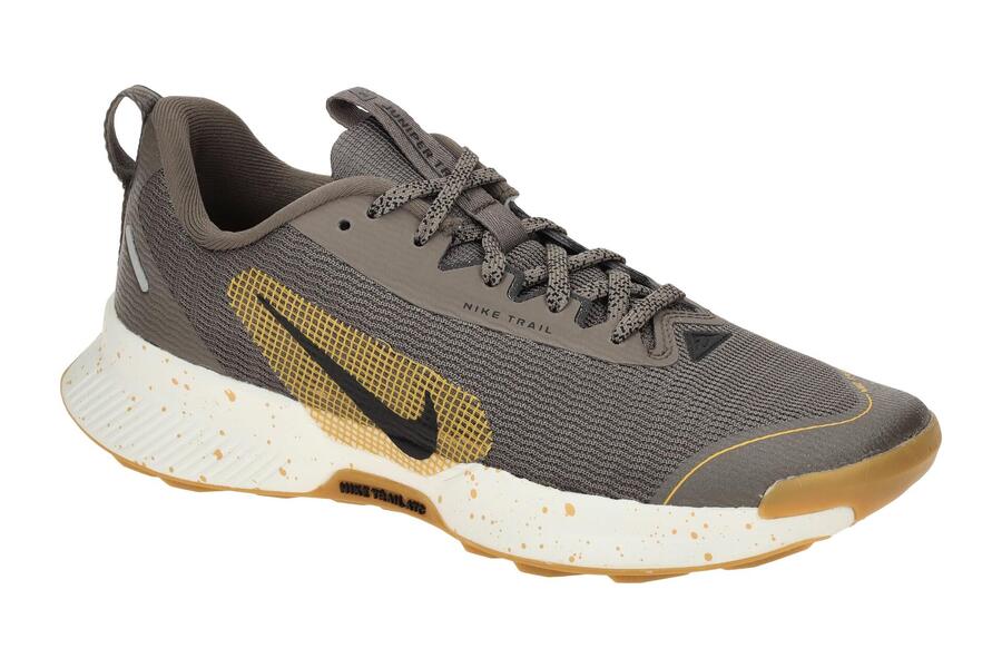 Кроссовки для бега NIKE Juniper Trail 3 серо-золотистого цвета FQ0902