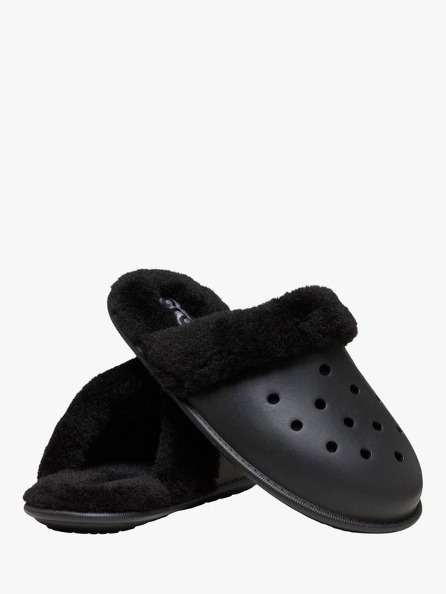 Классические махровые тапочки с противоскользящей подошвой Crocs, Black — фото 4