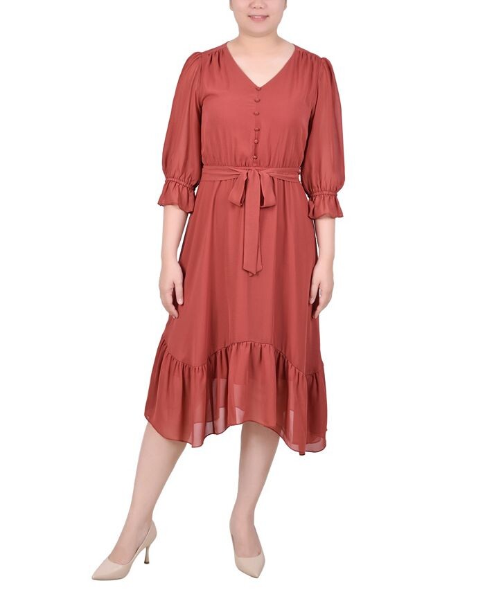

Миниатюрное платье с V-образным вырезом и воланами с рукавами 3/4 NY Collection, коричневый
