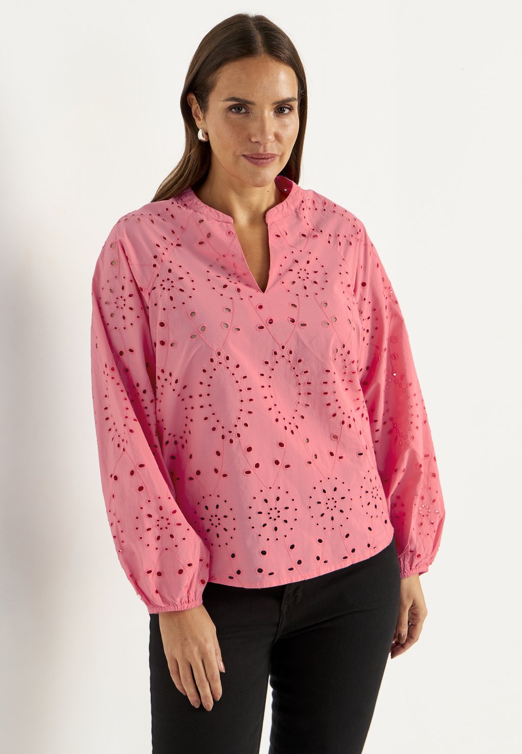 

Блуза WITH EMBROIDERY Cellbes of Sweden, розовый