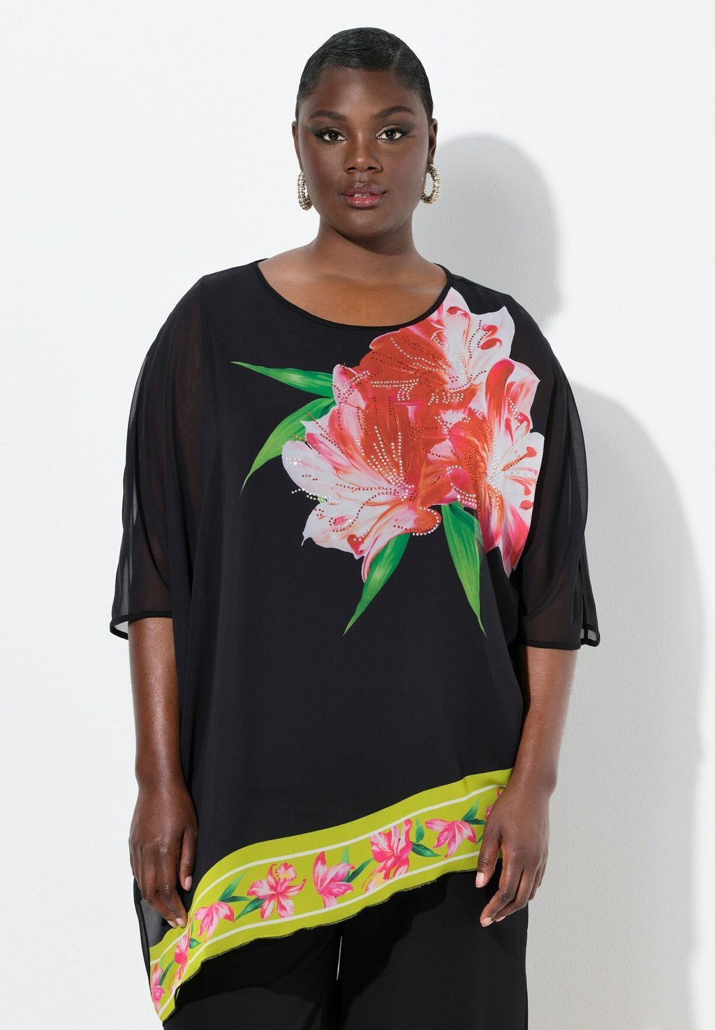 

Блуза FLOWER MOTIF LAYERED Ulla Popken, черный