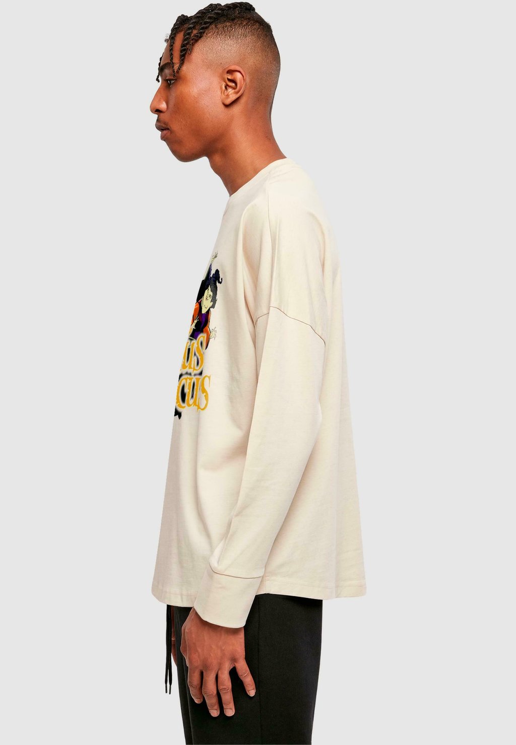 

Топ с длинными рукавами DISNEY HOCUS POCUS STRIKE A POSE OVERSIZE LONGSLEEVE ABSOLUTE CULT, песочный
