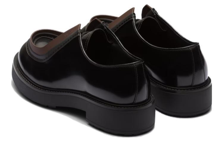 Непрозрачные замшевые шнурованные туфли PRADA, черно-умбра — фото 4