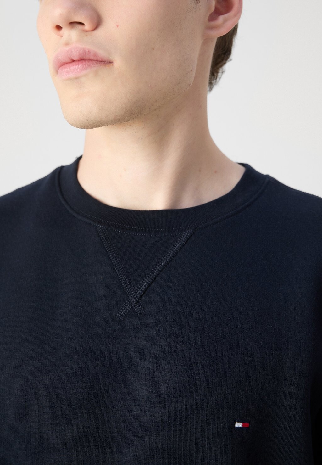Толстовка ESSENTIAL CREWNECK Tommy Hilfiger, темно-синий — фото 3