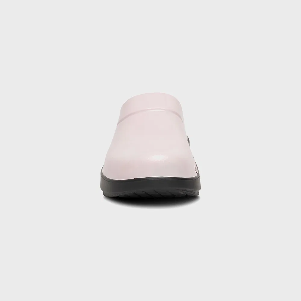 Унисекс светло-розовые сабо Oocloog Luxe от Oofos — фото 3