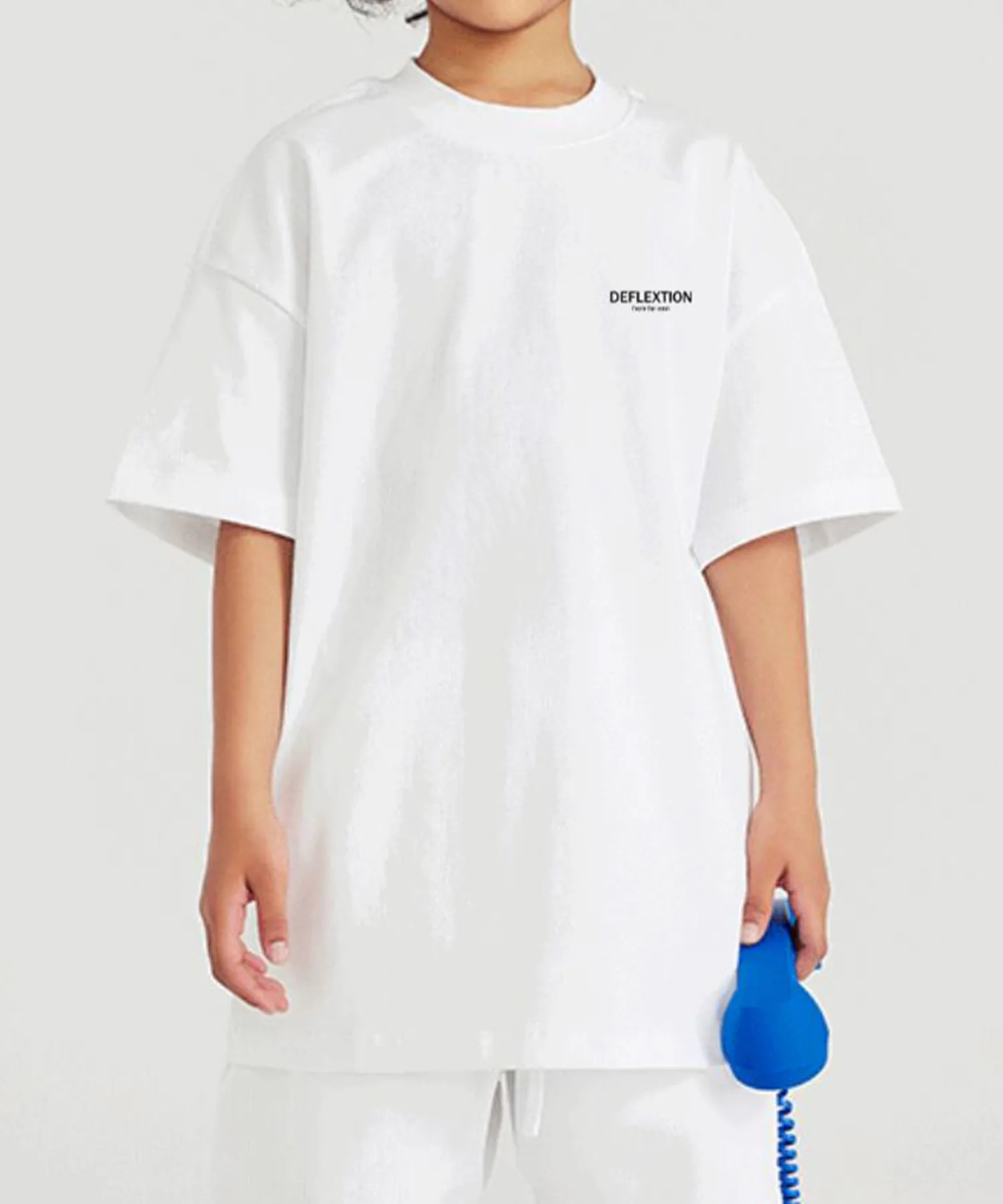 Футболка с логотипом DEFLEXTION из 100% cotton, модель logoTee, белая