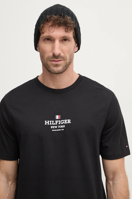 

Футболка Tommy Hilfiger, черный