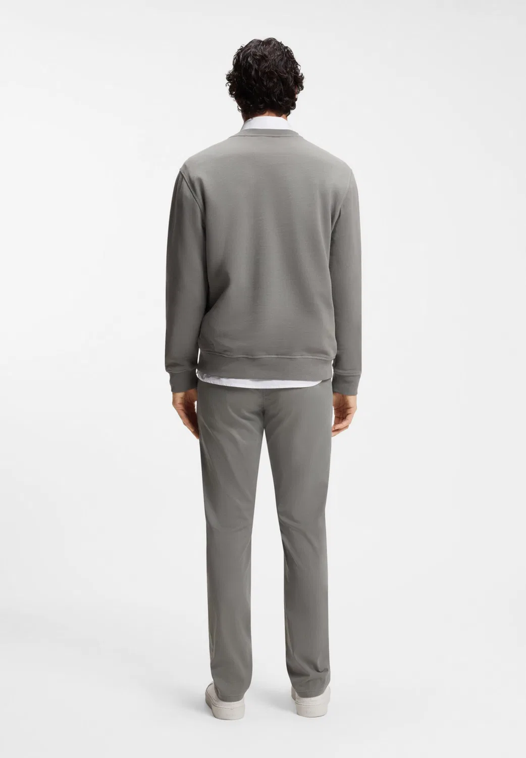 Брюки-чиносы Boss Slim fit серого цвета — фото 4