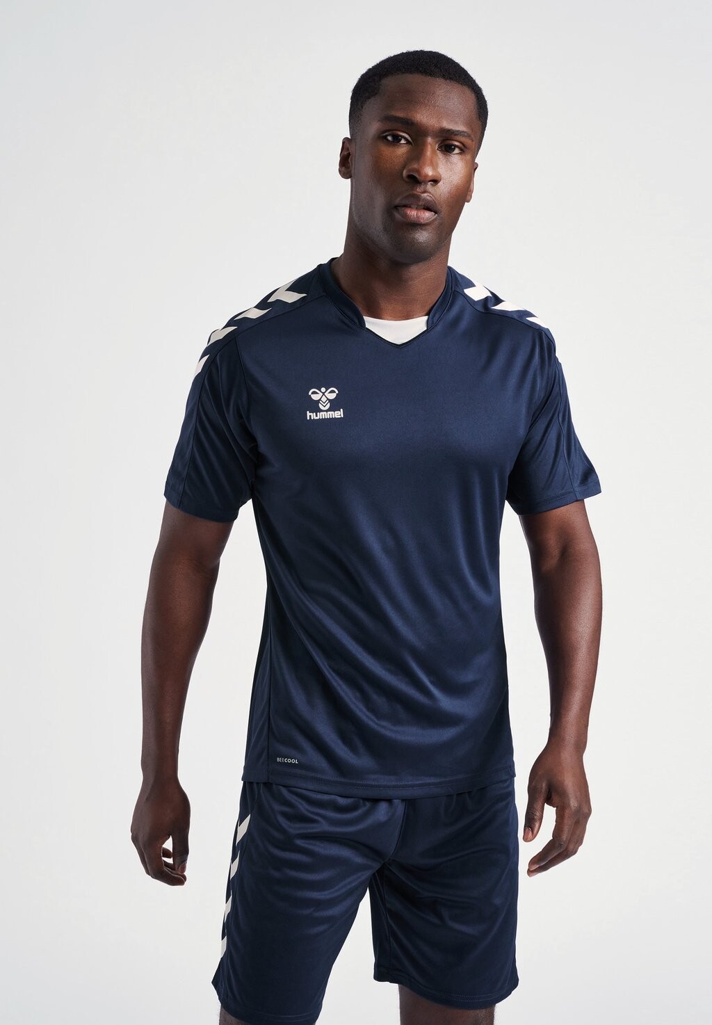 

Спортивная футболка Hmlcore Xk Poly S/S Hummel, цвет marine