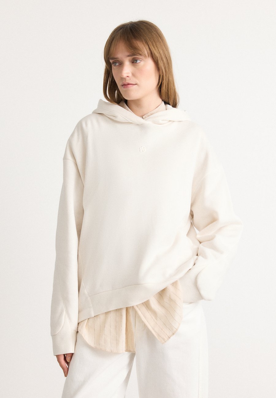 

Худи BOSS ESSAGA, Open White/White