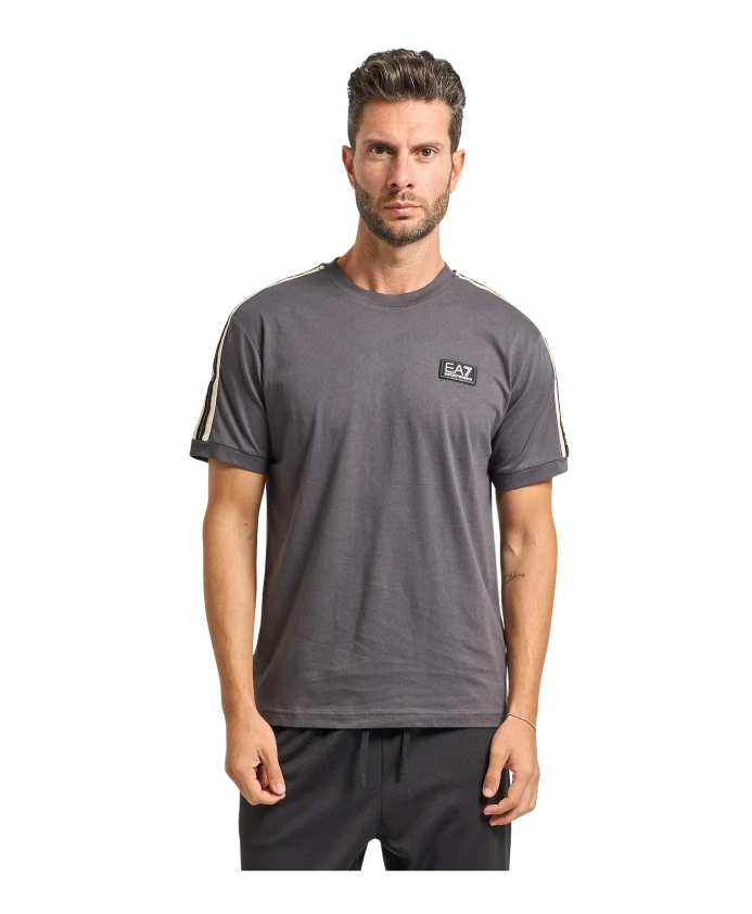 

Серые футболки и поло с логотипом Emporio Armani, серый