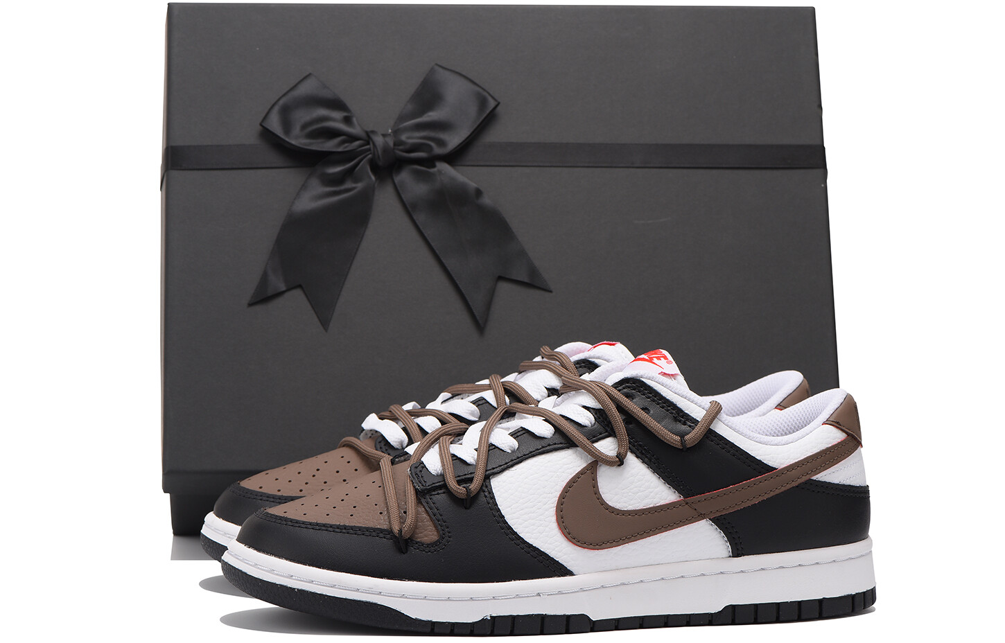 

Кроссовки Nike Dunk Skateboard Shoes Men Low-Top Black