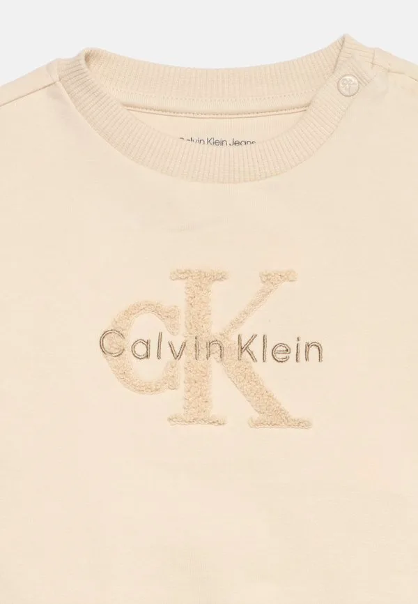 Спортивный костюм унисекс с брюками с круглым вырезом Calvin Klein Jeans, Oatmeal — фото 4