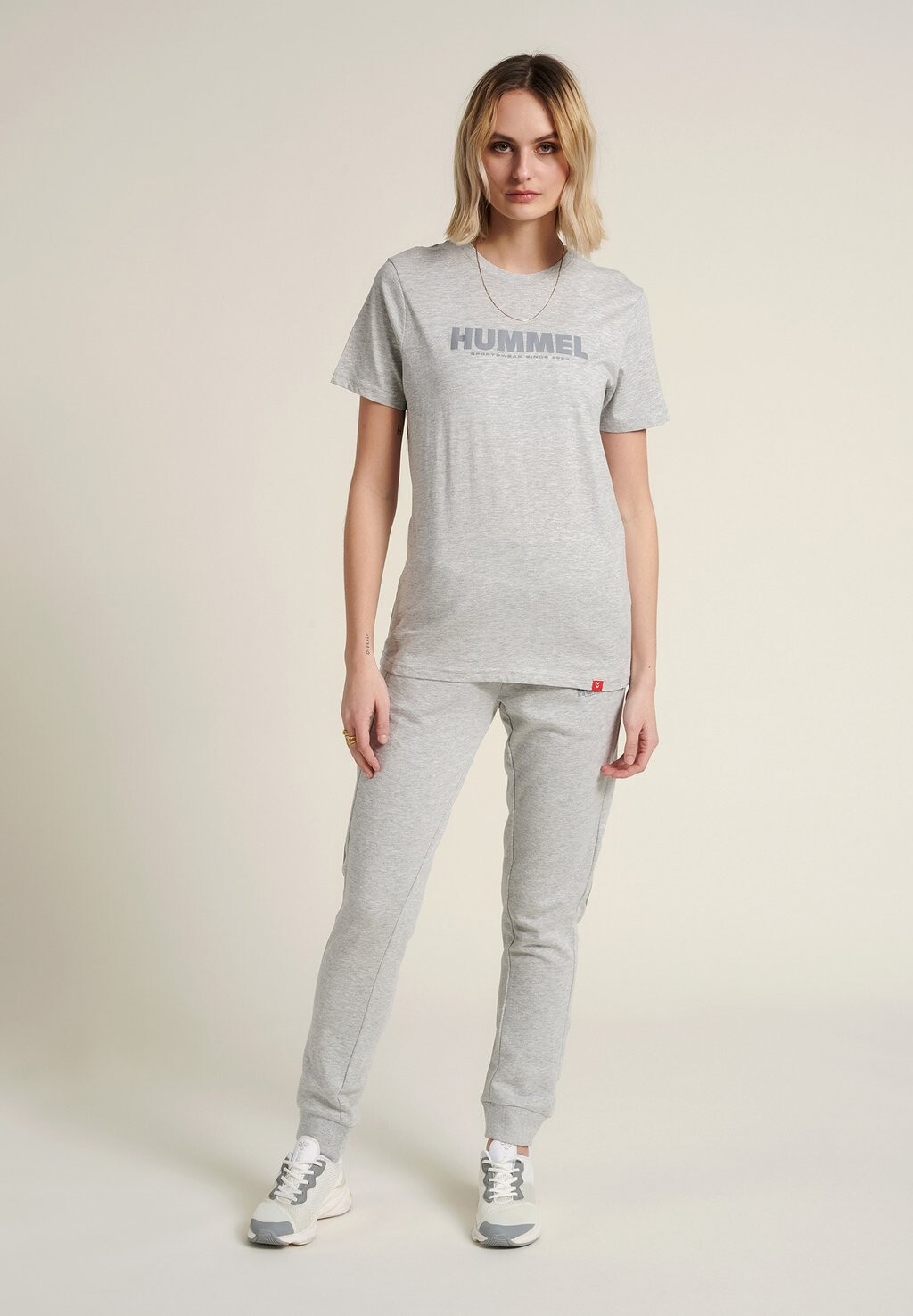 

Рубашка с принтом Hummel LIFESTYLE TEXTILIEN LEGACY, цвет Grey Melange, Серый, Рубашка с принтом Hummel LIFESTYLE TEXTILIEN LEGACY, цвет Grey Melange
