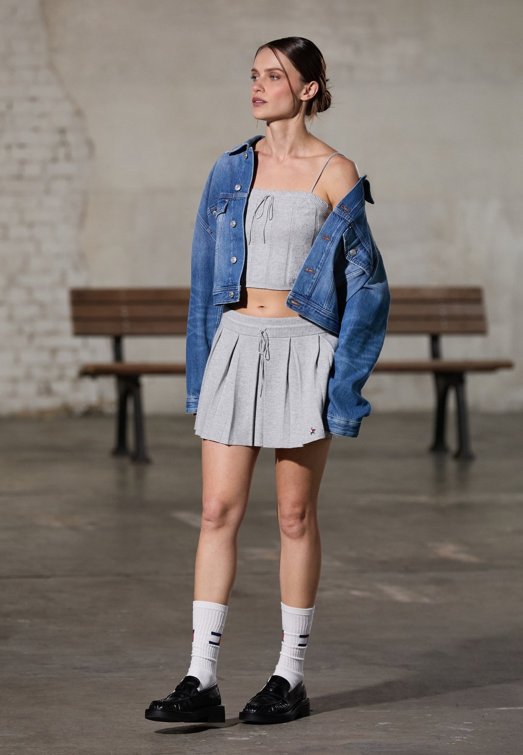 

Мини-юбка GIRL PLEATED SKIRT Tommy Jeans, серый