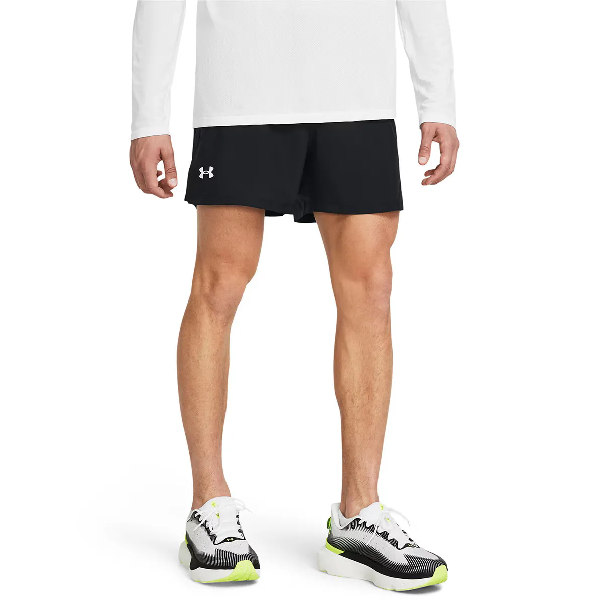 

Запуск 13 см мужские шорты Under Armour, черный
