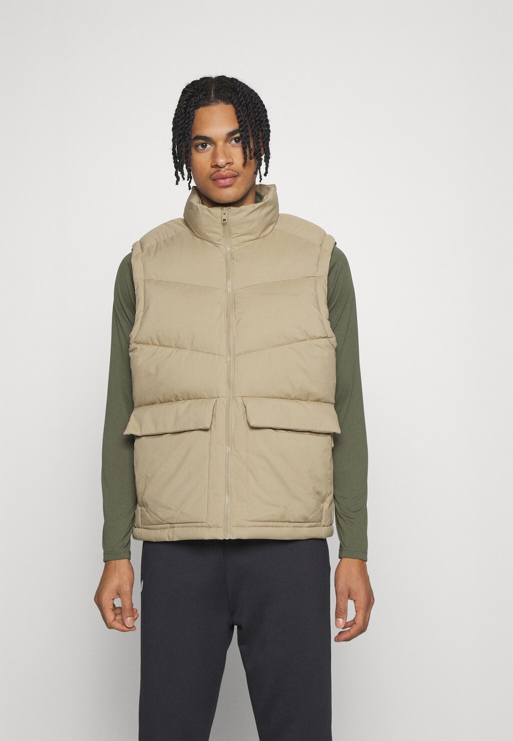 

Жилет Jack & Jones JOR VESTERBRO BODYWARMER, цвет Coriander, Серый, Жилет Jack & Jones JOR VESTERBRO BODYWARMER, цвет Coriander