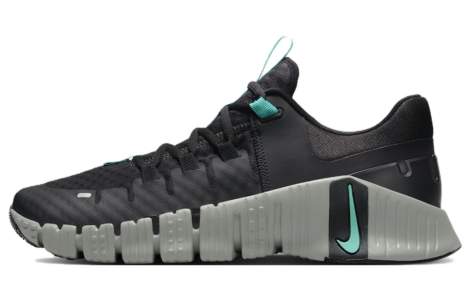 

Кроссовки Metcon 5 Black Clear Jade Nike