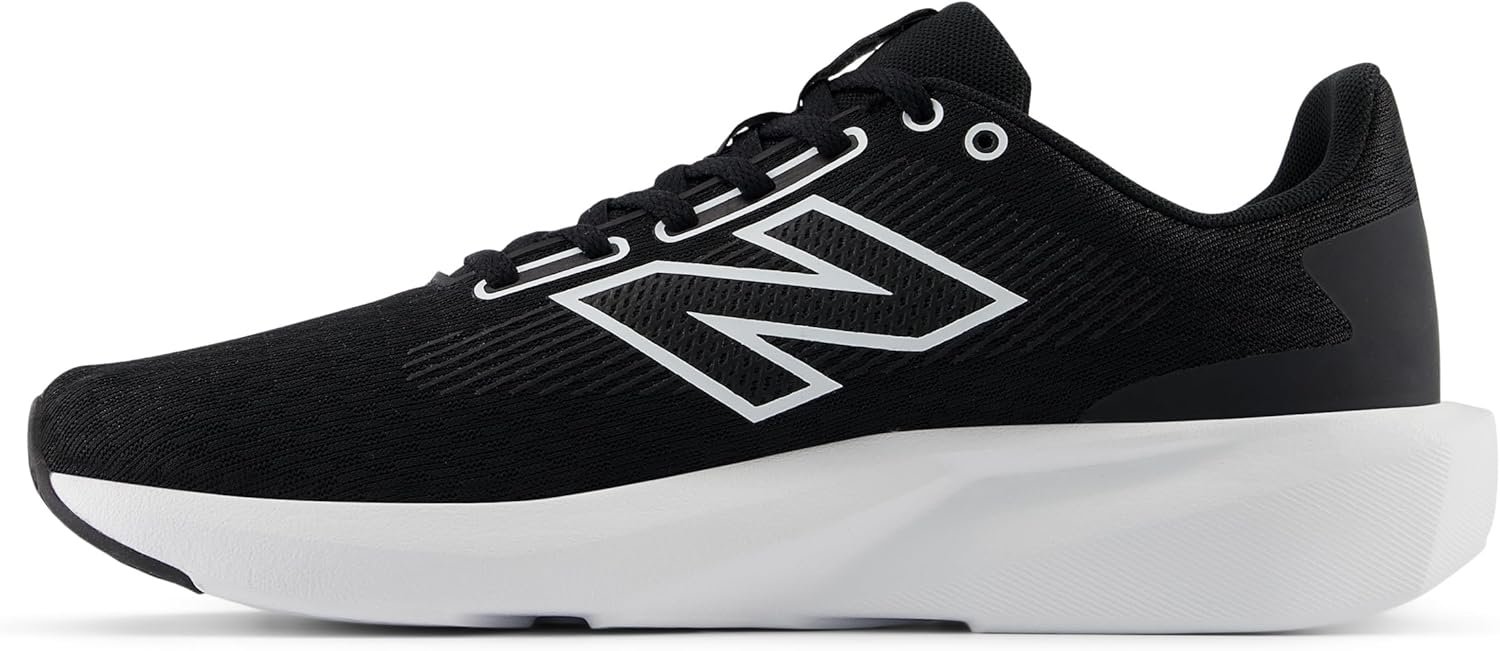 Мужские кроссовки для пешего туризма New Balance, Black — фото 3