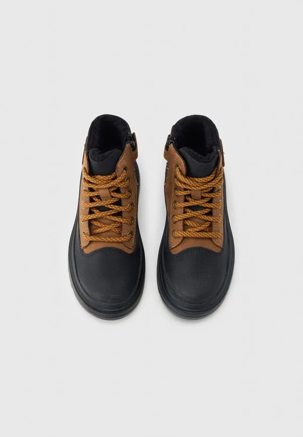 Ботинки kiddartah на шнуровке до щиколотки Geox, Light Brown/Black — фото 4