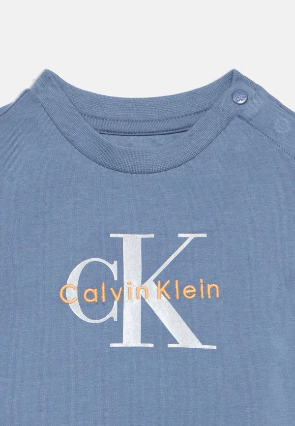 Футболка унисекс с логотипом Calvin Klein Jeans, Satin Blue — фото 4