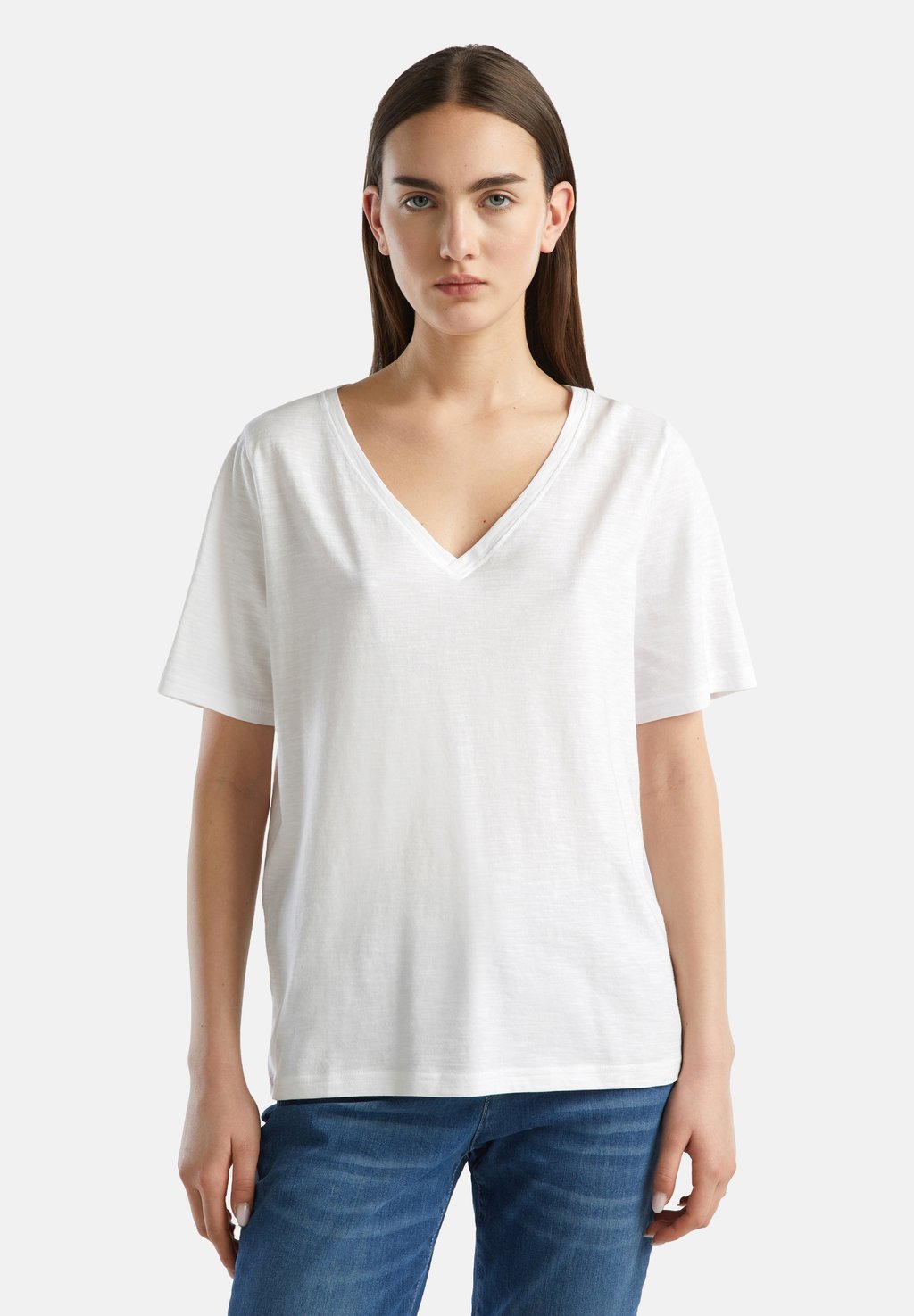 

Базовая футболка V-NECK IN SLUB United Colors of Benetton, белый