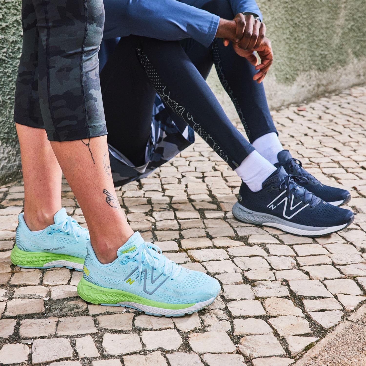 Мужские кроссовки для бега New Balance Fresh Foam X 880 V13, белый/черный — фото 2