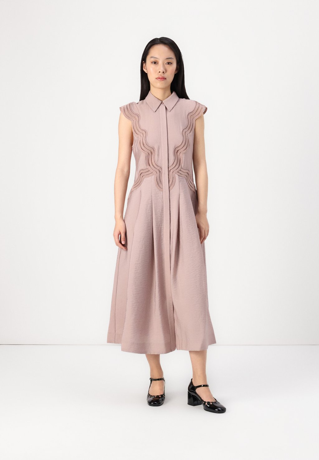 

Коктейльное платье / Вечернее платье COLE DRESS Copenhagen Muse, коричневый