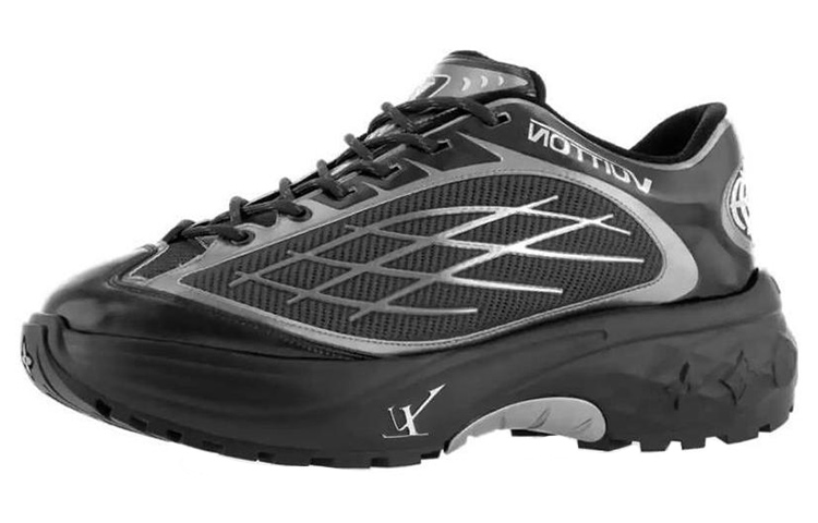 

LOUIS VUITTON Кроссовки Lv Discovery Lace Up Sneakers «Черные»