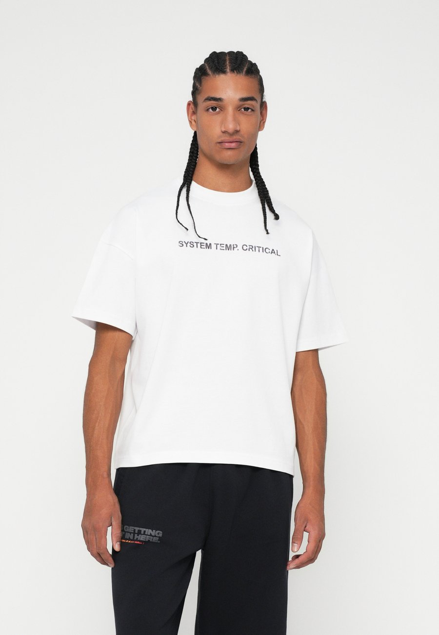 

Футболка The Tracksuit Club HEATMAP UNISEX, White, Белый, Футболка The Tracksuit Club HEATMAP UNISEX, White