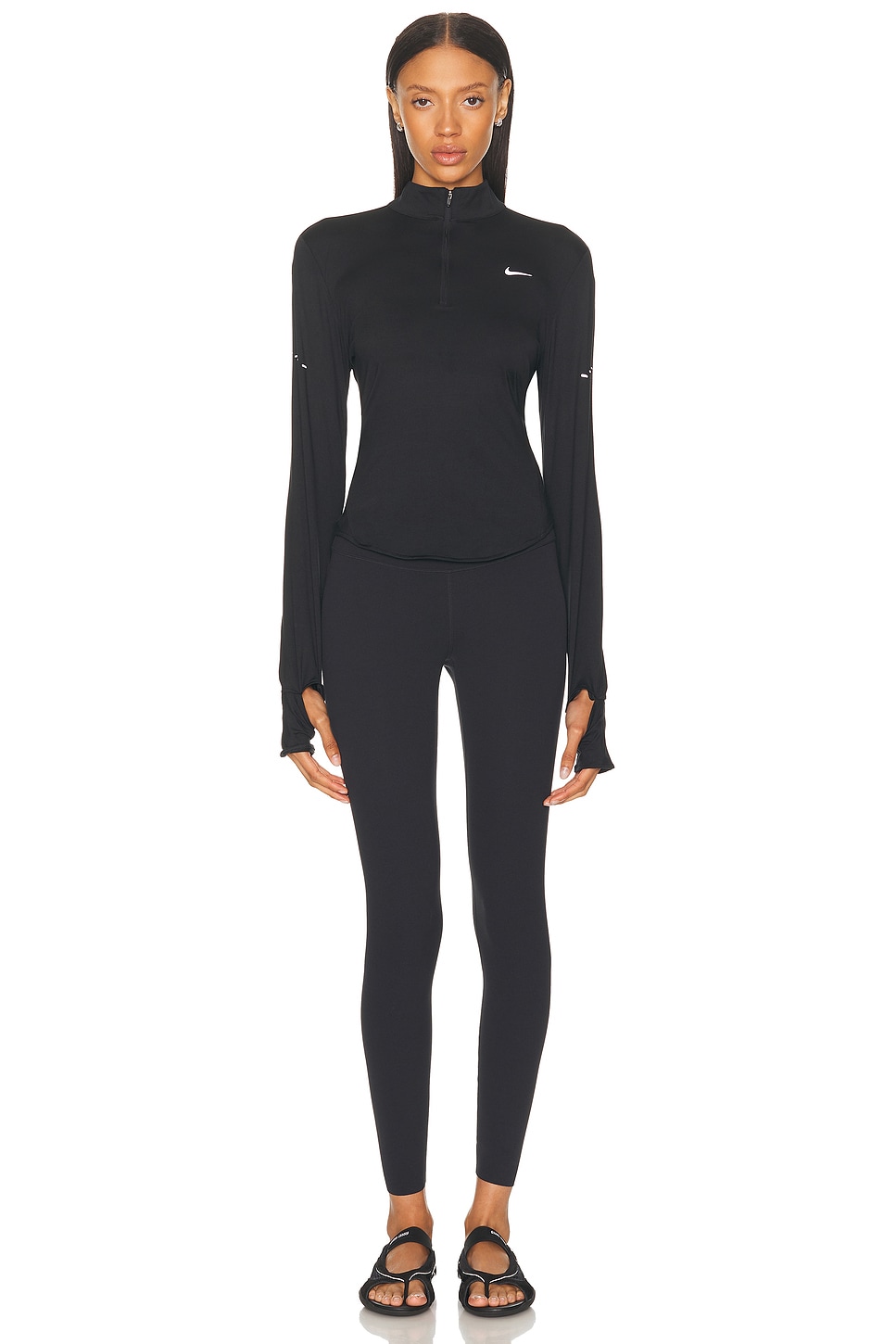 

Свитшот беговой с молнией до половины Swift Dri-FIT UV Nike, Black & Reflective Silver