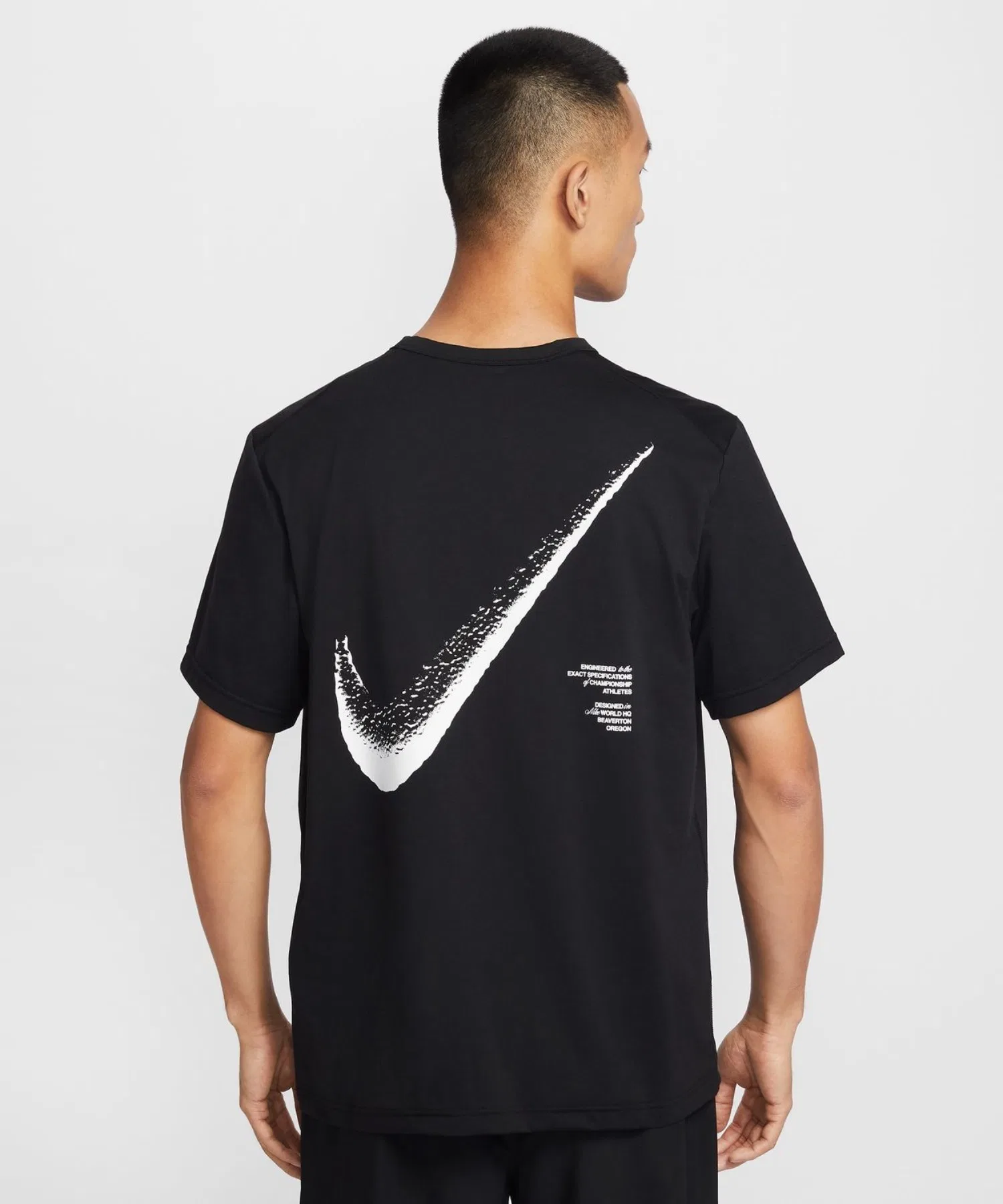 Мужская футболка NIKE DF HYVERSE GFX с принтом тёмно-синяя — фото 3