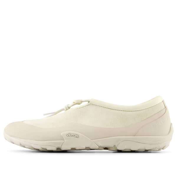 

X tokyo design studio minimus кроссовки New Balance, цвет angora