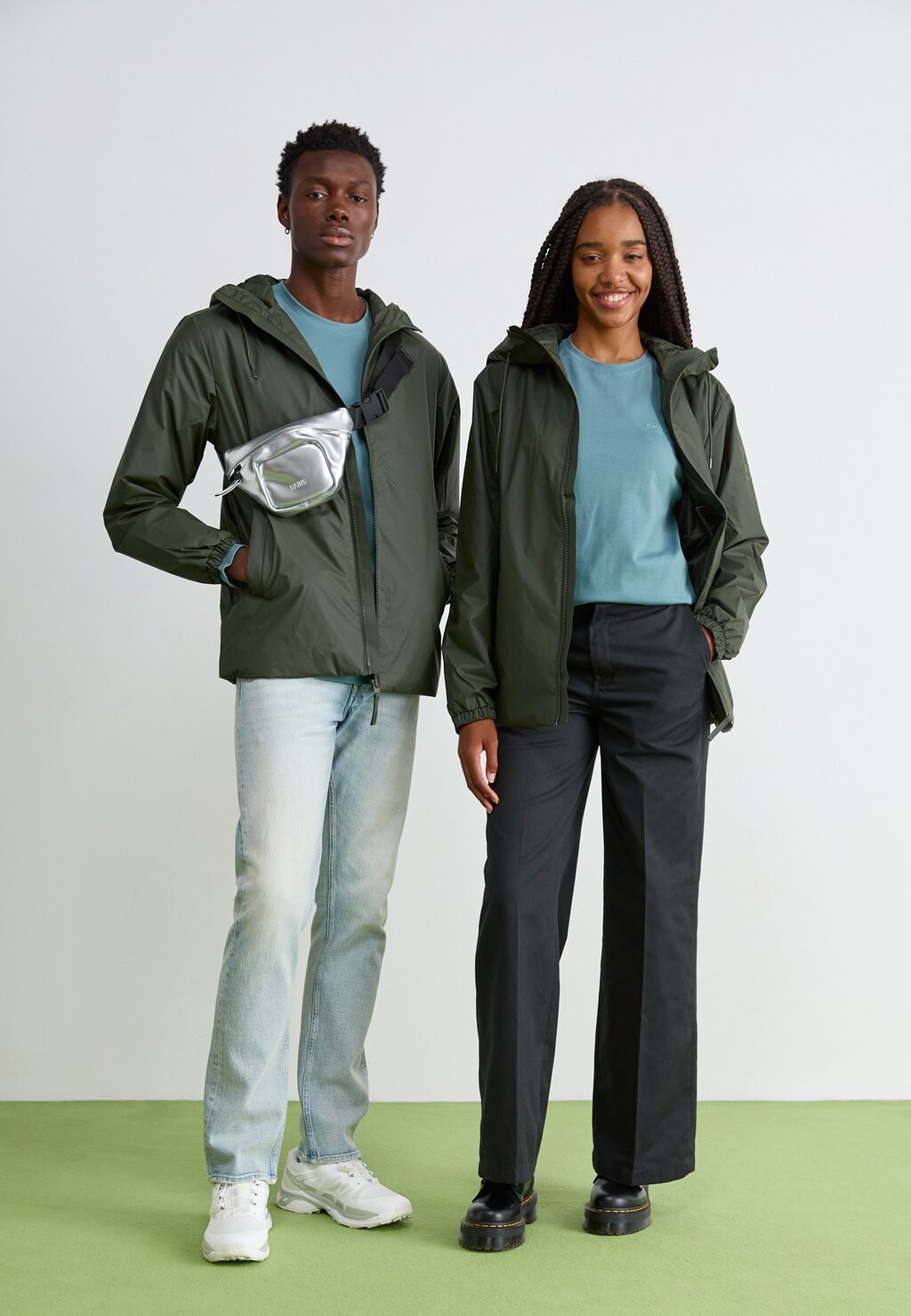 

Водонепроницаемая куртка LOHJA INSULATED JACKET UNISEX Rains, темно-зеленый